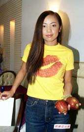 entertainment_11.jpg (7596 bytes)